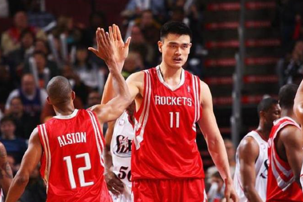 姚明入选过一阵吗?